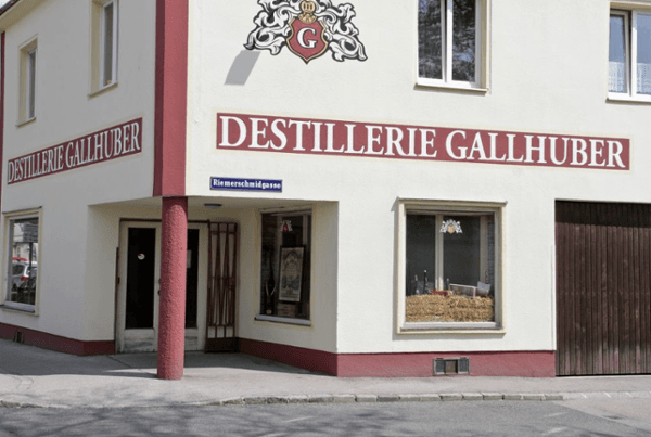 Vorschau - Foto 1 von Gallhuber Destillerie