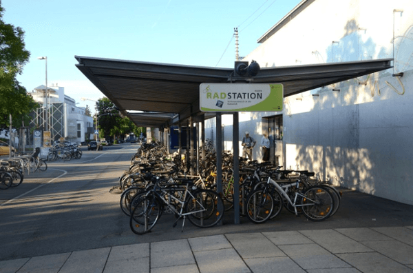 Vorschau - Foto 1 von Bike 2 Train - Die Erste Österreichische Rad Service Station
