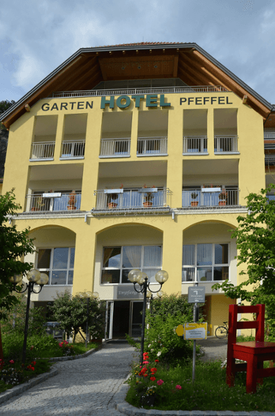Vorschau - Foto 1 von Gartenhotel & Weingut Pfeffel