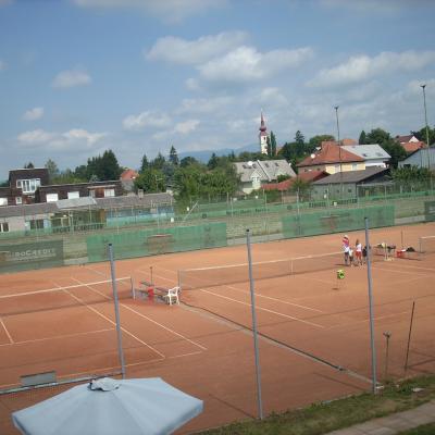 Vorschau - Foto 1 von Center Court Tennis OG
