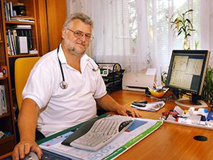 Logo Dr. Wilhelm Uhor