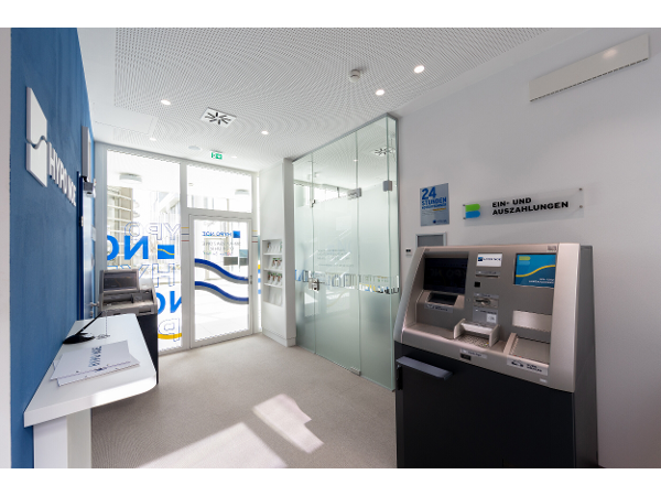 Bild 3 von HYPO NOE Landesbank – SB-Foyer