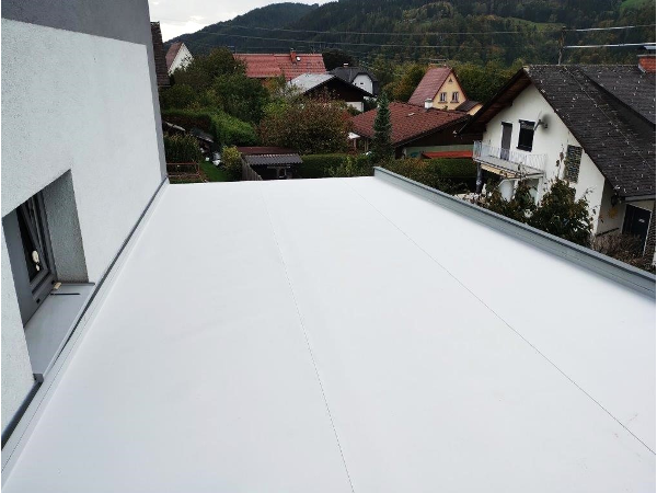 Bild 4 von HK Dachdeckerei Spenglerei GmbH