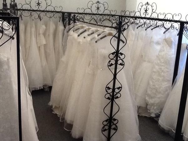 Bild 5 von MissKyra Wedding Dress Factory