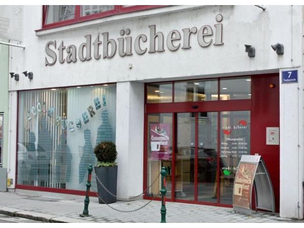 Bild 1 von Stadtbücherei