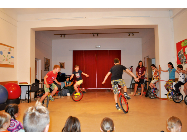 Bild 19 von FUFO - Clownshows und Zirkusschule von Daniel Torron Mack