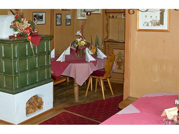 Bild 10 von Hotel Schwarzer Adler Pettneu, Fam. Matt