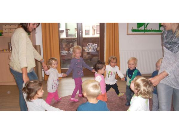 Bild 1 von E-M-U - Einzigartig - Mutig - Unvergleichlich Kinderkrippe