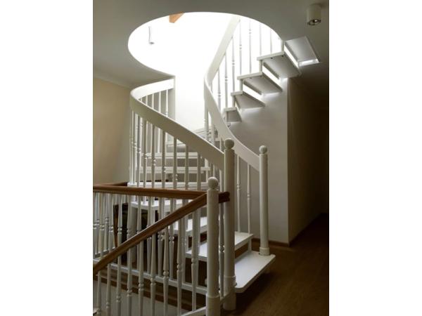 Bild 11 von Traxler-Treppen e.U.