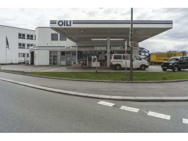 Bild 1 von OIL! Tankstelle