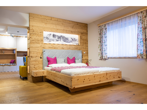 Bild 21 von Laserer - Tischlerei Küchen Wohnen