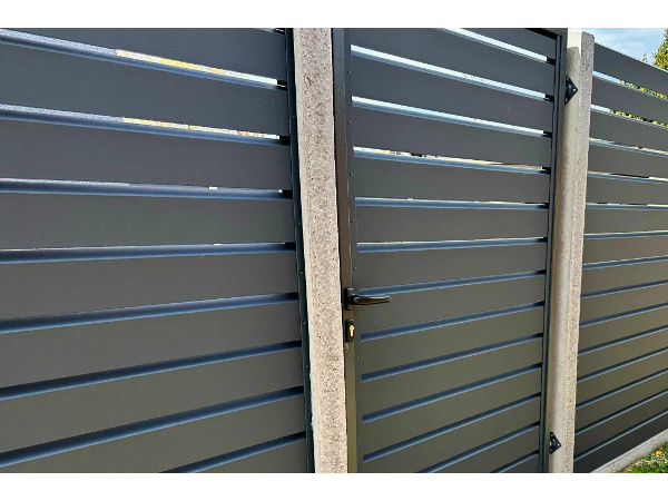 Bild 9 von HK Dachdeckerei Spenglerei GmbH