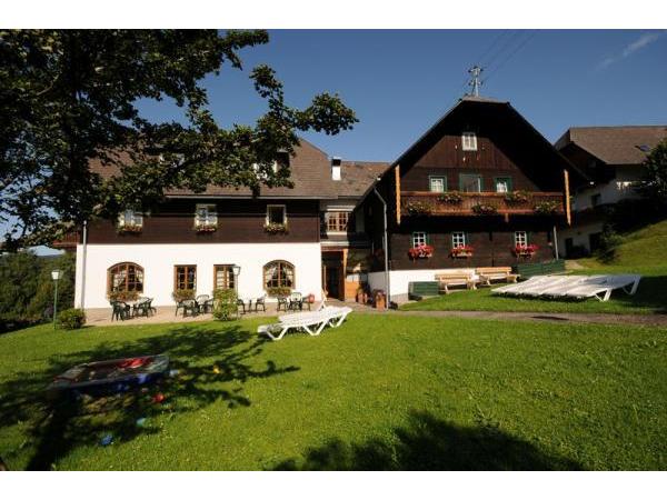 Bild 2 von Der Ponyhof Familienhotel & Reitstall