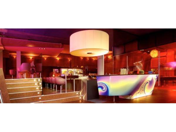 Bild 1 von KUGELRUND Bar & Billardlounge