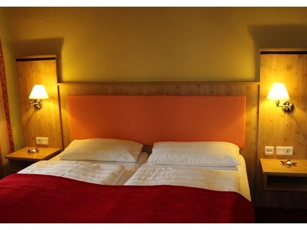 Bild 2 von Hotel-Restaurant Lindwurm
