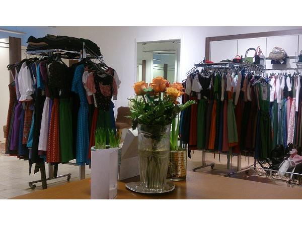 Bild 3 von Trachtenmode Elke Wainig