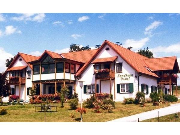 Bild 1 von Hotel-Garni*** Landhaus Dampf
