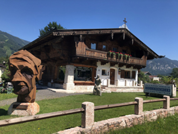 Bild 3 von Guggenberger-Sagzahnschmiede-Steinmetzbetrieb GesmbH & Co KG