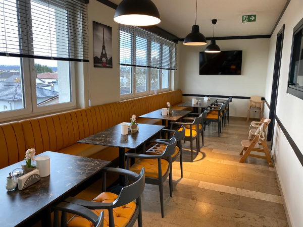 Bild 1 von F Restaurant