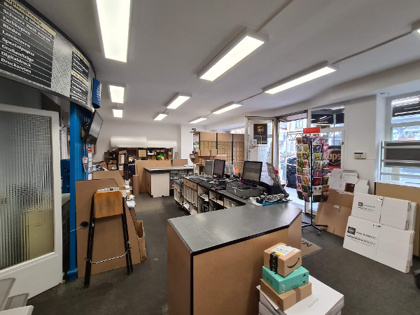 Bild 6 von Mail Boxes Etc. Walfischgasse - Versand, Verpackung, Grafik & Druck