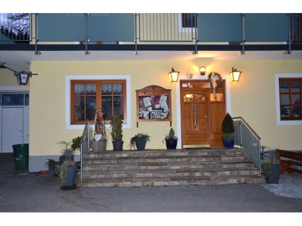 Bild 1 von Gasthof Roschitzhof - Fam. Strutz