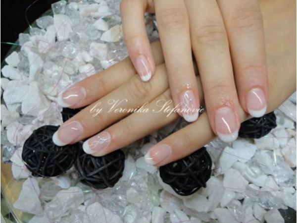Bild 2 von Noble Nails Stefanovic Veronika