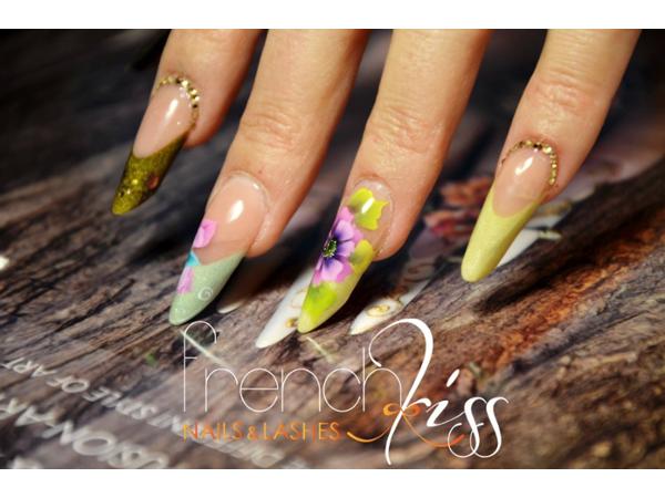 Russische Mandel mit One Stroke Malerei