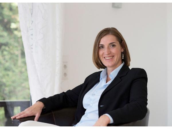 Bild 1 von Dr. med. Djananpour-Hülle Katharina