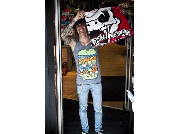 Bild 1 von Rattlesnake Shop