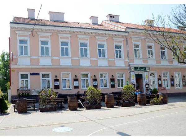 Bild 1 von Zwickl Biergasthaus