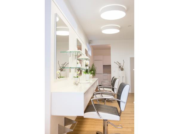 Bild 2 von Radinger Doris Hair & Naildesign