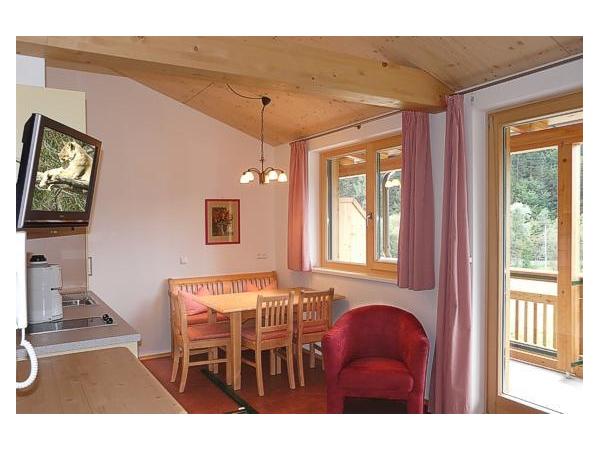 Bild 2 von Mösslacherhof Ferienwohnungen - Frühstückspension Fam. Müller - Weissensee Ostufer
