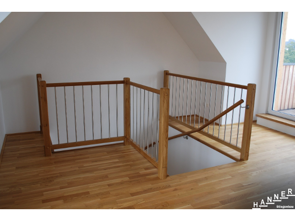 Bild 5 von Stiegenbau - Treppenbau - Hanner