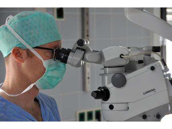 Bild 2 von Auge & Grauer Star - Prim. Univ. Prof. Dr. Oliver Findl