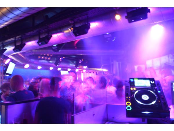 Bild 2 von Disco VILLA Tanzbar, Disco, Rockbar, Pub - Taxi, Shuttle Flughafentransfer