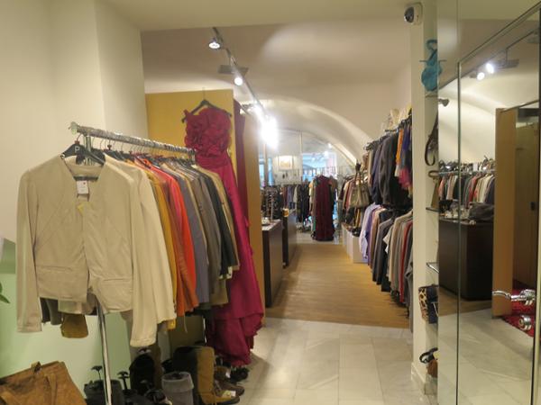 Bild 3 von GardeRobe Second Hand