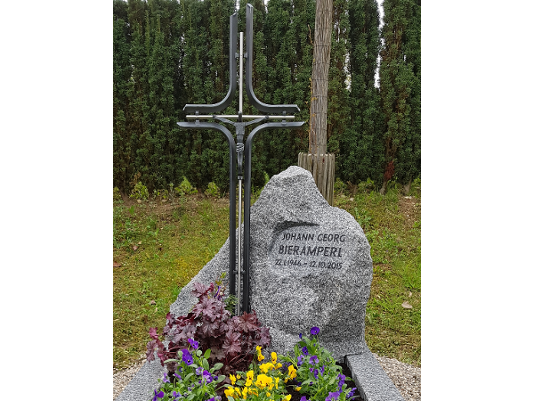 Bild 4 von Grabkreuze - Öllinger - handgeschmiedet