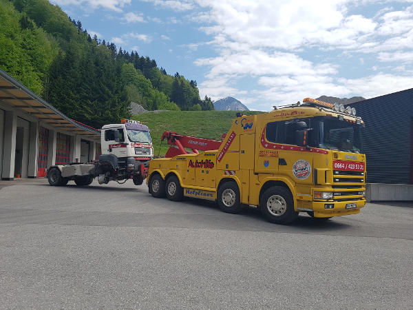Bild 6 von Seeberger Norbert Autogarage-Schleppservice GmbH