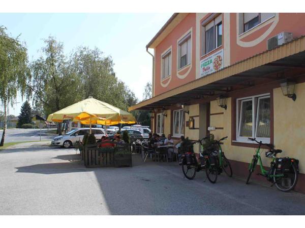 Bild 17 von Pizza Bella Großpetersdorf