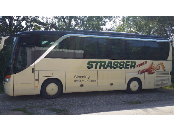 Bild 1 von STRASSER Mietwagen, Taxi & Busreisen