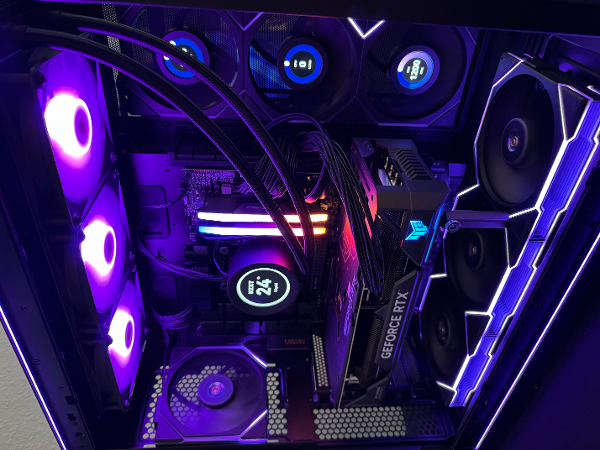 Bild 1 von computerFUX