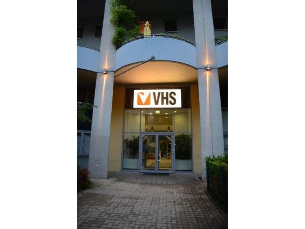 Bild 1 von Volkshochschule