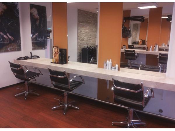 Bild 2 von Nadine's Haarstudio