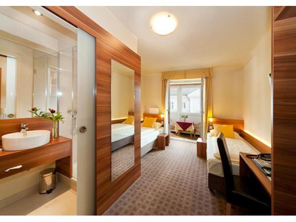 Bild 2 von Hotel Astoria