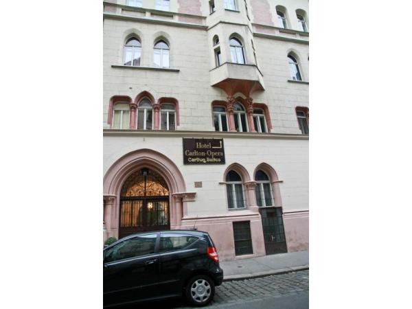 Bild 1 von Carlton Suites