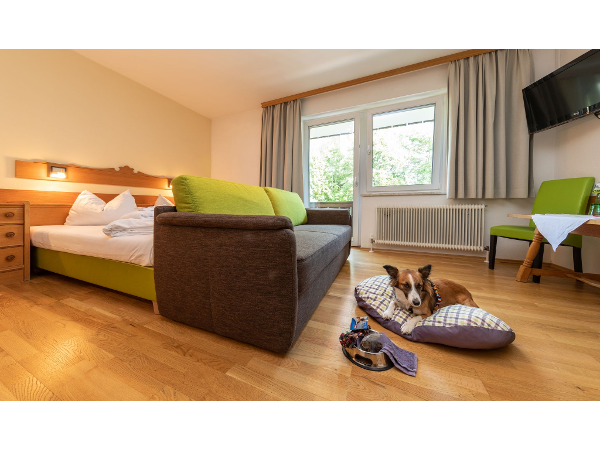 Bild 16 von Almfrieden Hotel & Romantikchalet
