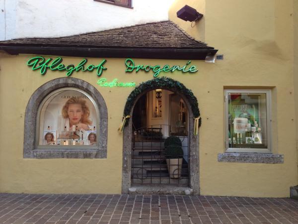 Bild 1 von Drogerie im Pfleghof Feinparfumerie Hubert Bodner GesmbH