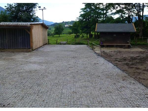 Bild 5 von Pro Equus - Reitplatz, Paddock & Stallbedarf