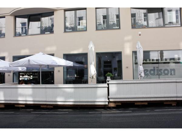 Bild 1 von Edison Cafe-Restaurant-Bar