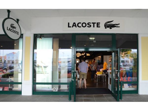 Bild 1 von Lacoste Outlet Parndorf